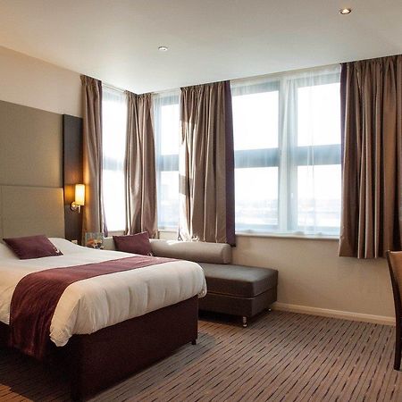 Premier Inn Canterbury City Centre Bagian luar foto